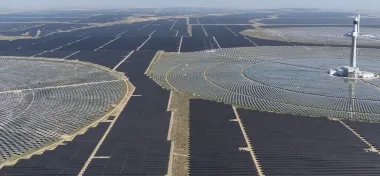 Китай обскакал США и ЕС: страна производит в разы больше энергии и это очень пугает Запад