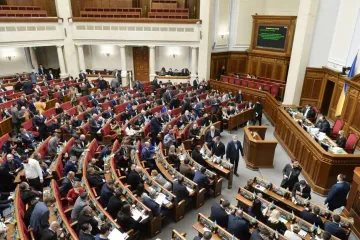 Рада отзывает с рассмотрения законопроект о снятии защиты с русского языка, — Вятрович