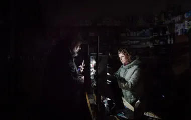 Вся окупована Луганщина залишилась без світла після "аварії" на ТЕС (відео)