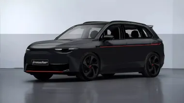 Stellantis выпустил недорогой лимитированный электрокроссовер на 600 сил (фото)