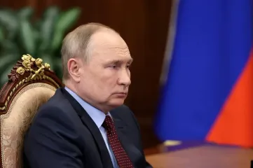 ВС РФ готовы прекратить бои на 6 часов: Путин приказал пустить СМИ в Покровск и Купянск