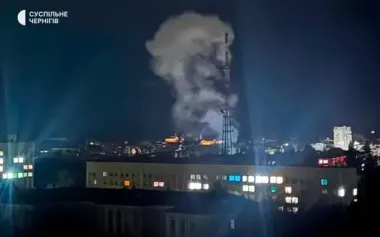 Ruscists hit TV tower in central Chernihiv: residents are advised not to approach area