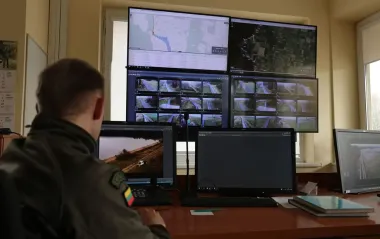 Над Вильнюсом снова закрывали воздушное пространство из-за неизвестных воздушных шаров