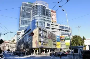 До ТРЦ у центрі Києва не пускають людей — що відбувається