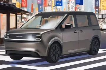 Sharp показал свое первое серийное авто: это аналог Opel Combo с кинотеатром в салоне (фото)