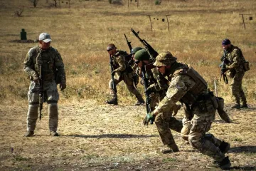 "Большинство не вернется": эксперт рассказал, как выезд молодежи за границу повлияет на мобилизацию