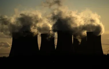 Искусственный дождь против смога: в Индии проводят опасные эксперименты с облаками