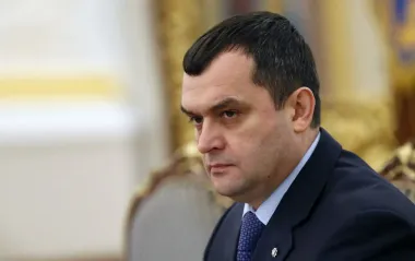 ВАКС конфисковал у экс-министра МВД Захарченко активы на миллионы: квартиры, деньги и бизнес