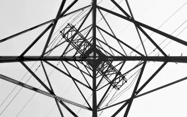 Борги й відсутність правил гри стримують інвесторів на енергоринку, - експерт