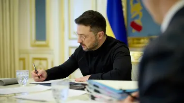 Зеленский поручил сформировать "зимнюю поддержку"