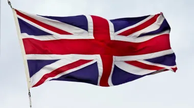 Під час нападу в англійському поїзді 9 людей отримали серйозні травми