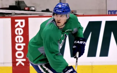 Жахливе зіткнення в НХЛ: захисник "Торонто" опинився у лікарні (відео)