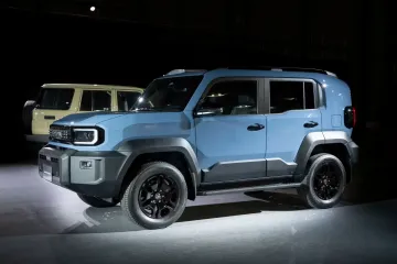 Дешевый внедорожник Toyota Land Cruiser FJ впервые показали на публике (фото, видео)