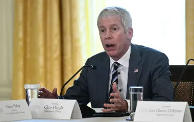 Знову передумав? У Трампа уточнили наказ про випробування ядерної зброї