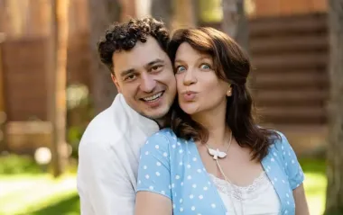 Евгений Синельников во второй раз станет отцом: трогательные семейные фото