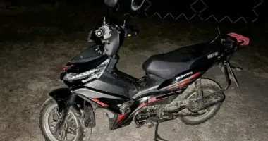 На Рівненщині 15-річний водій мопеда збив 14-річну дівчину – обидва у лікарні