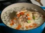 Що покласти до води під час варіння курки, щоб бульйон вийшов кришталево прозорим