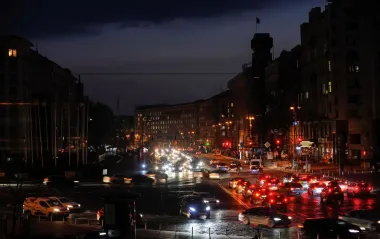 Отключения света до 3 часов: появились графики для Киева на 4 ноября