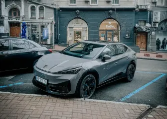 Названы самые популярные авто в Украине: это кроссоверы и электромобили (фото)