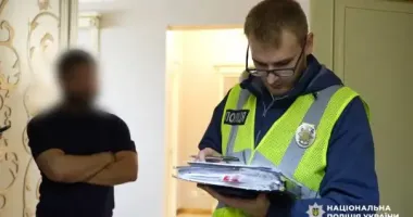 В Одессе задержали группу мужчин, снимавших золотые украшения с прохожих