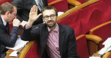 Сергія Лещенка викликали до Верховної Ради через ініціативу "УЗ-3000"