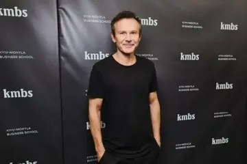 Святослав Вакарчук показався з дружиною та згадав свої стосунки з Фонарьовою