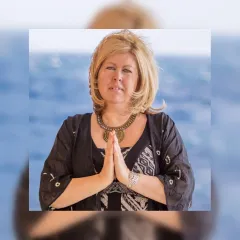 Женщина умерла на несколько минут и встретила отца в потустороннем мире: он показал ей будущее (видео)