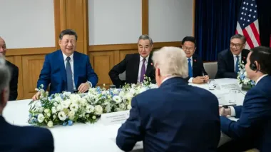 Си Цзиньпин демонстрирует улыбку: Белый дом опубликовал фото, которые китайцы не видят дома