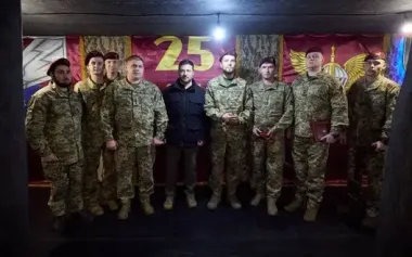 Situation near Pokrovsk and its outskirts: Zelenskyy meets soldiers of 25th Sicheslav Air Assault Brigade. VIDEO+PHOTOS