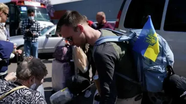 "Вдвое меньше": польские пограничники объяснили, сколько мужчин 18-22 лет выехали из Украины