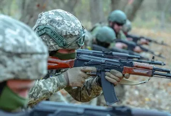 Українські воїни знищили ще 500 одиниць озброєння та техніки армії РФ