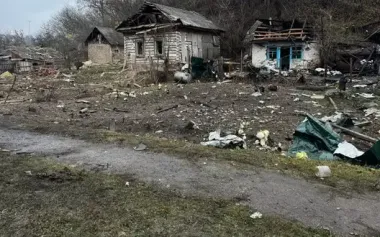 Enemy struck Novhorod-Siverskyi with drones: three people wounded, significant damage to residential buildings. PHOTOS