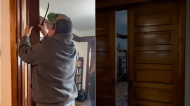 Спрятано от мира на 100 лет: женщина раскрыла невероятный секрет в доме матери (видео)