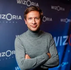 Дмитро Ступка несподівано показав рідкісні фото з бабусею та привітав її з важливим святом