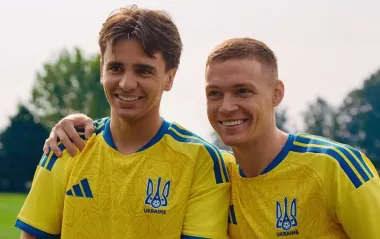 Герб УНР и исторические символы: как выглядит новая форма сборной Украины по футболу