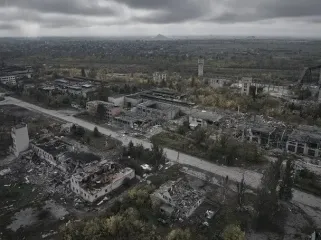 Сотні КАБів на добу і небо темне від дронів: що відбувається у Покровську — офіцер ЗСУ