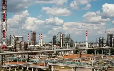 Drones attacked oil refinery in Volgograd: at least eight explosions were heard. VIDEO