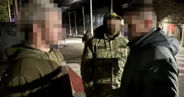 В Запорожье разоблачили дезертира, который наладил канал побега военных за границу