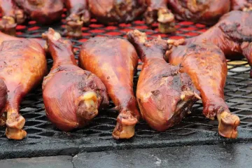 Если бы динозавры не вымерли, люди попробовали бы их на вкус: насколько съедобна их плоть