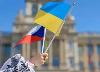 Посол прокомментировал снятие украинского флага с парламента Чехии