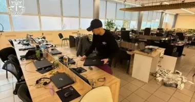 В Україні закрили 14 шахрайських кол-центрів: ошукували українців та іноземців