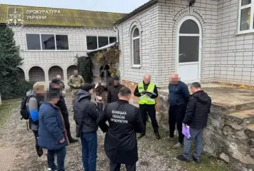 Депутат "купил" девушку с инвалидностью ради отсрочки