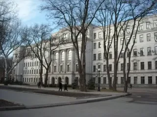 В Днепре введен мораторий: запрещен русскоязычный контент в публичном пространстве