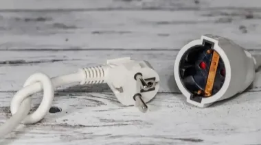 Міненерго: Через масовану атаку росіян в Україні – аварійні відключення електроенергії