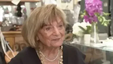 101-летняя женщина до сих пор работает 6 дней в неделю: почему она не уходит на пенсию