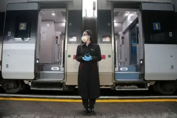 Ночью РФ повредила железную дорогу: существенно задерживаются поезда по всей стране (список)