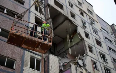 Після атаки РФ у Дніпрі двоє людей не виходять на зв'язок