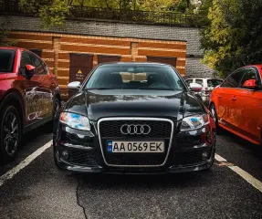 В Киеве засветился редкий конкурент BMW M3 с двигателем от суперкара (фото)