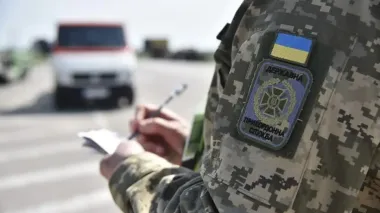 Border crossing operations temporarily suspended due to database failure