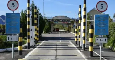 Въезд и выезд из Украины полностью закрыт: что происходит - заявление пограничников